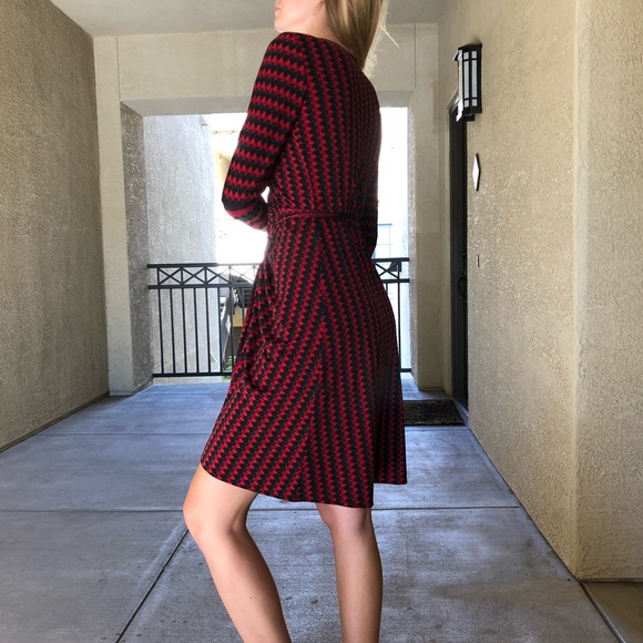 Dressbarn Wrap Dress - Picture 2 of 4